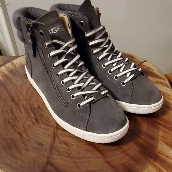 Ugg charcoal booties/ tennis shoes - Picture 5 of 7